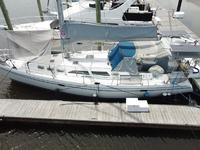 Catalina 380 Click to launch Larger Image