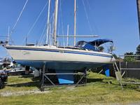1984 gaines marina New York 32 Gilbert Marine Gibsea 96