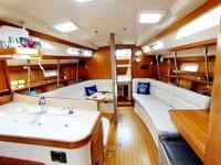 Catalina 380 Click to launch Larger Image