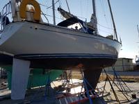 C&C 37 Click to launch Larger Image