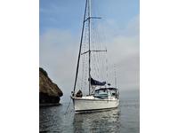 2005 Santa Barbara California 41 Hunter Aft Cockpit 41