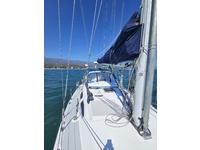 Hunter Aft Cockpit 41 Click to launch Larger Image