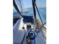 Hunter Aft Cockpit 41 Click to launch Larger Image