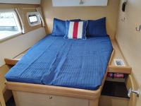 Lagoon 420 Owner's Version Click to launch Larger Image