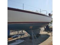 Pearson 323 Hull 319 Click to launch Larger Image