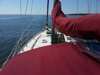 Pearson 323 Hull 319 Click to launch Larger Image