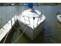 Capital Yachts Newport 30