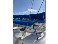 Morgan Out Islander sloop Click to launch Larger Image