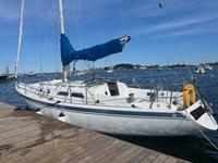 Ericson 35-3 Click to launch Larger Image