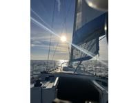 Hunter 31 Click to launch Larger Image