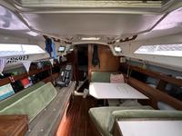 Hunter 31 Click to launch Larger Image