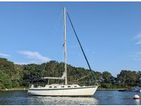 1977 Fairhaven and Mattapoisett Massachusetts 32 Endeavor Yachts - Endeavor