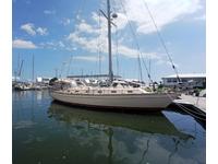 2006 Marineland Marina Florida 45.9 Island Packet 440