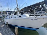 1984 Deltaville Virginia 35 Allmand Tri Cabin 35