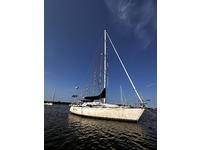 1990 Old Saybrook Connecticut 35 C&C 34R