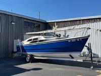 2011 CARLYLE Illinois 26 MacGregor 