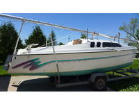 1993 Fairfield Iowa 23.5 Hunter 23.5