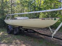 1981 Bemidji Minnesota 23.5 Sailcraft McVay Bluenose