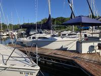 1994 Stockton State Park Marina Missouri 29.5 hunter 29.5