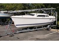 2004 Redbud Marina - Oologah Lake Oklahoma 24 Hunter Marine 240