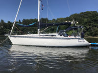 1987 Fairfield Connecticut 35.5 Hunter Legend 35