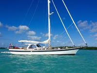 1983 Marathon Florida 63 Windship Cenbter Cockpit