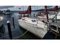 1984 Penetanguishene ON Canada Outside United States 32 Beneteau 32.5 First