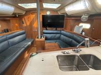 Hunter 356 Click to launch Larger Image