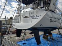 Beneteau Oceanis 331 CB Click to launch Larger Image