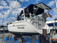 Beneteau Oceanis 331 CB Click to launch Larger Image